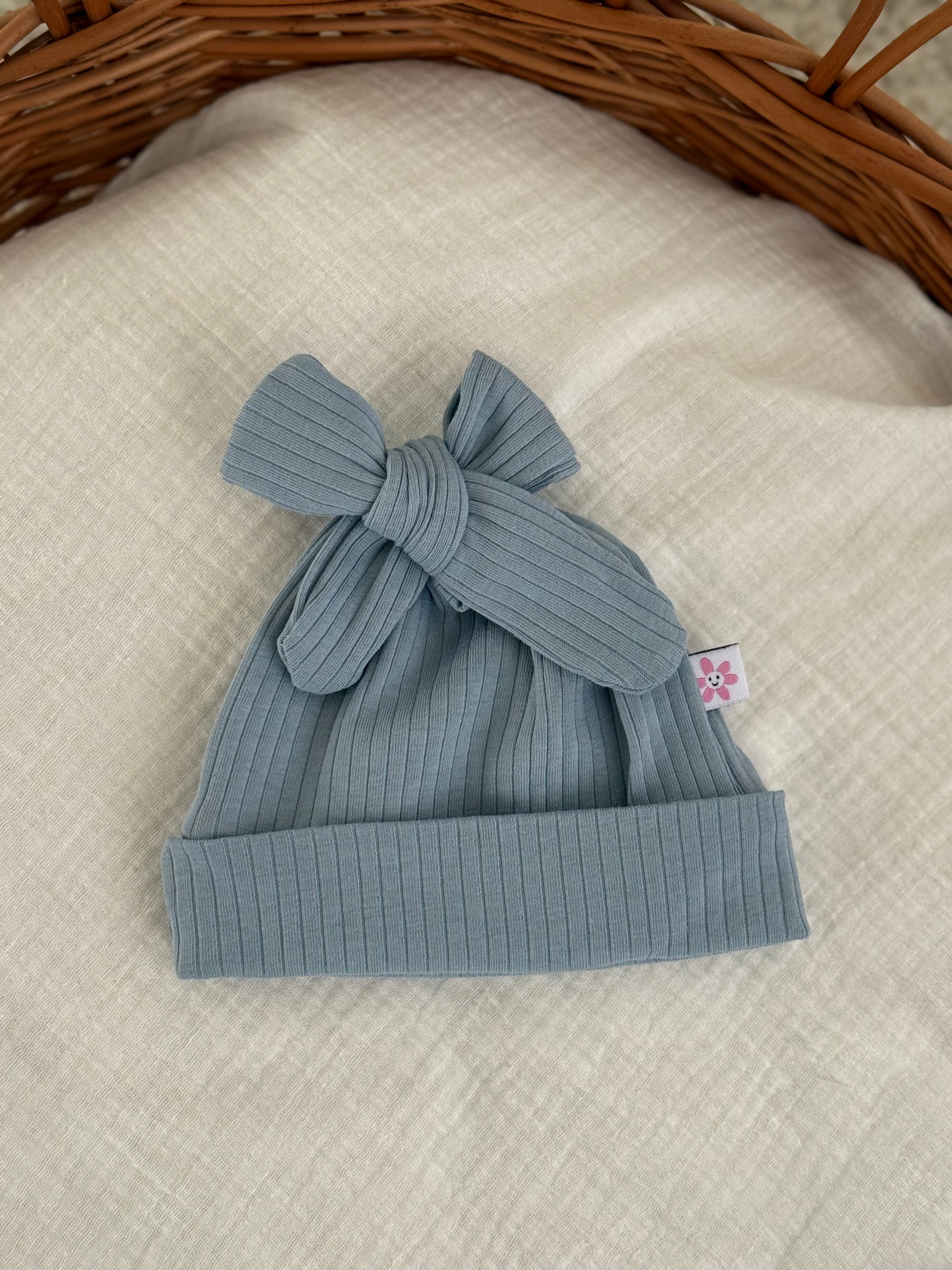 Mutsje strik jersey rib - blauw - For Your Little Cutie
