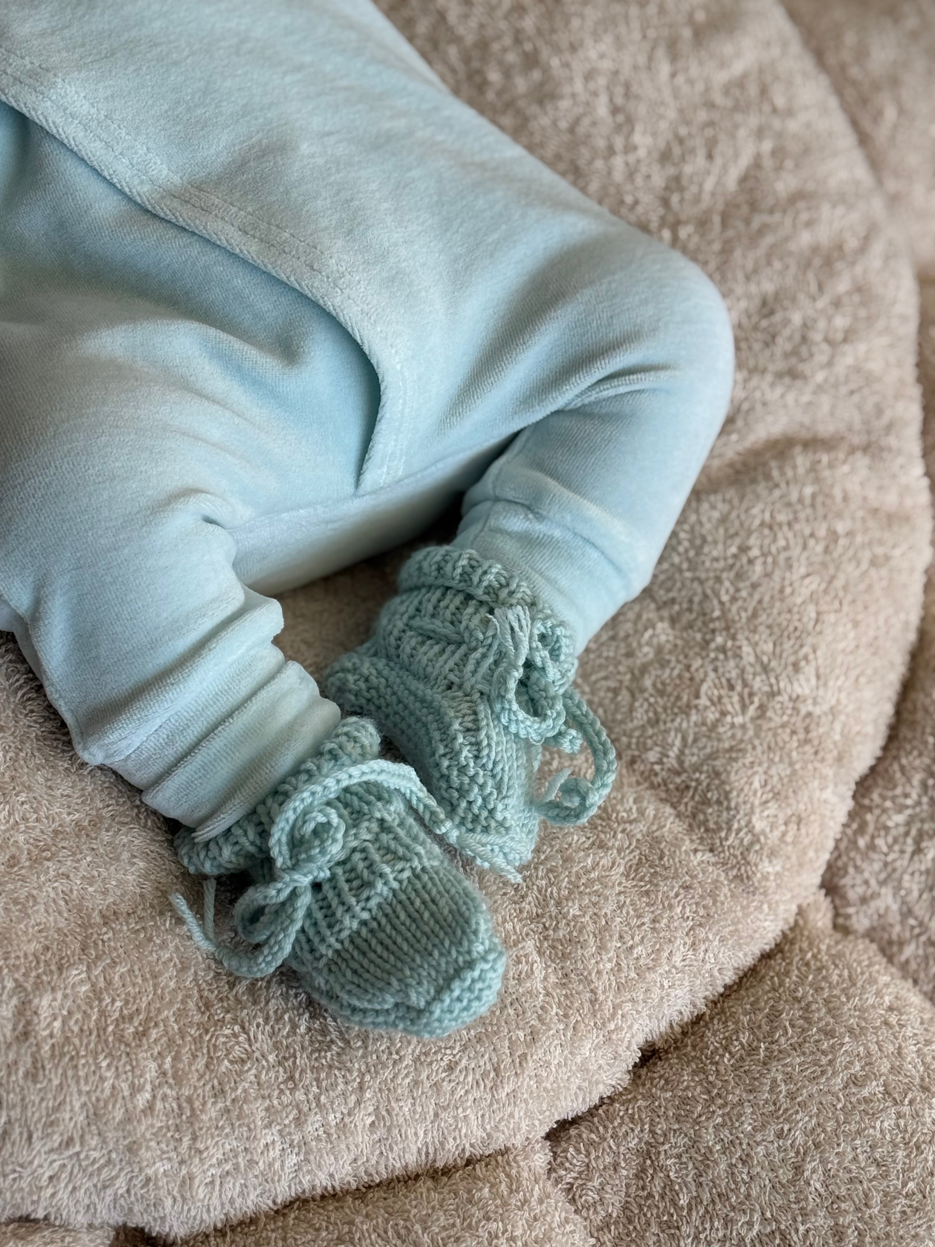 Slofjes merinowol - baby blauw - For Your Little Cutie