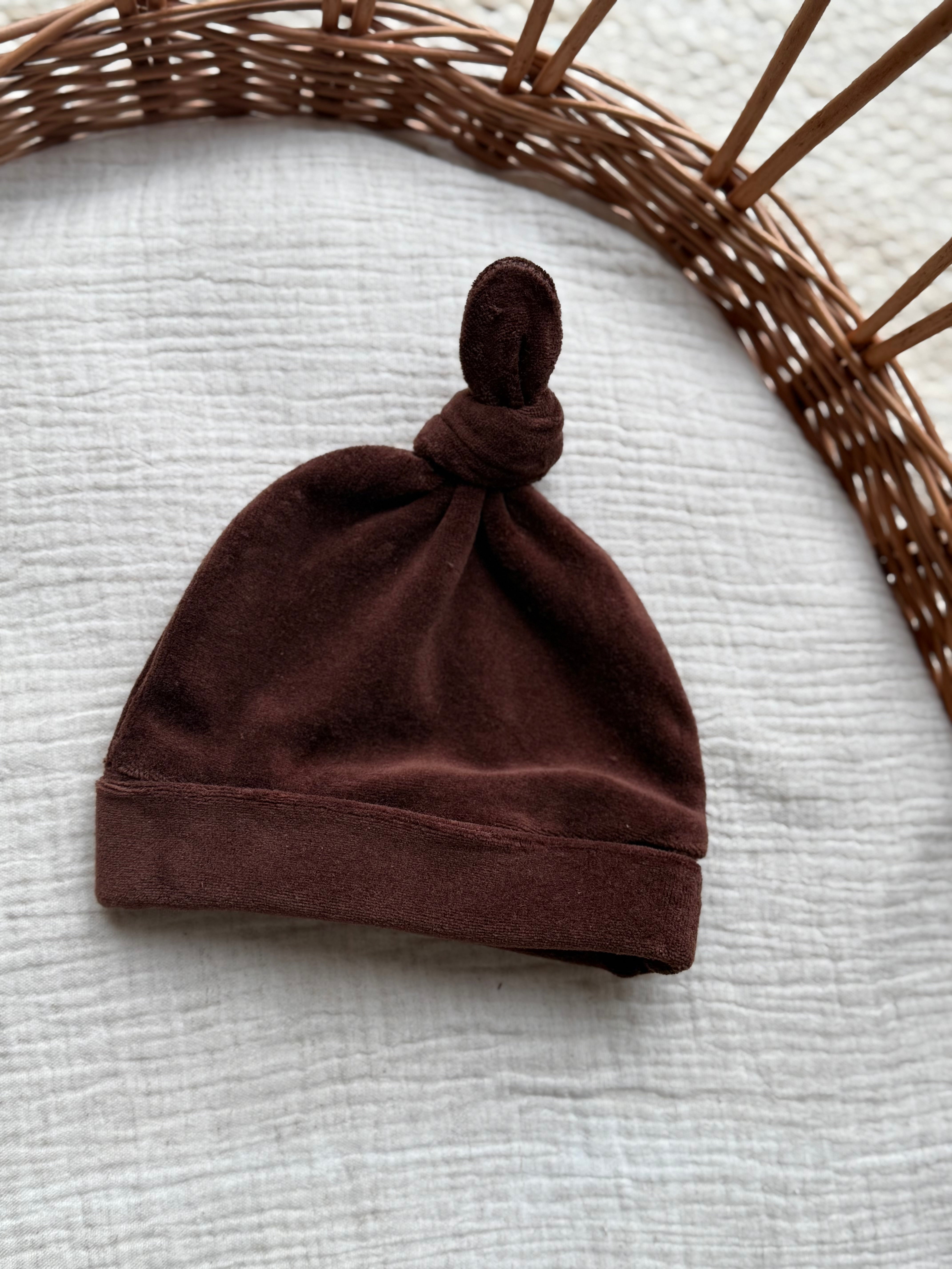 Mutsje - velours brown
