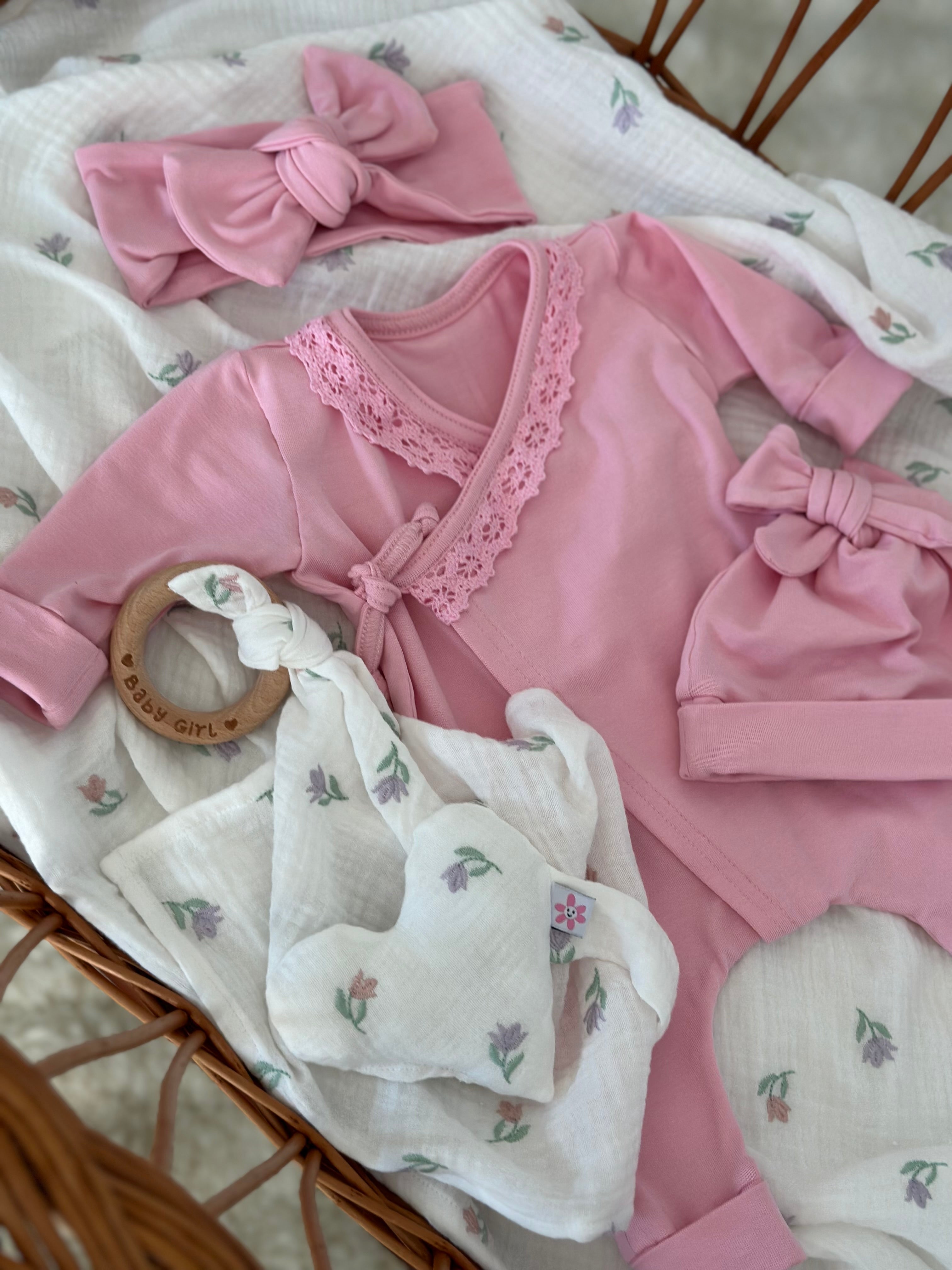 Newborn setje 5 delig - Baby pink/flower - For Your Little Cutie