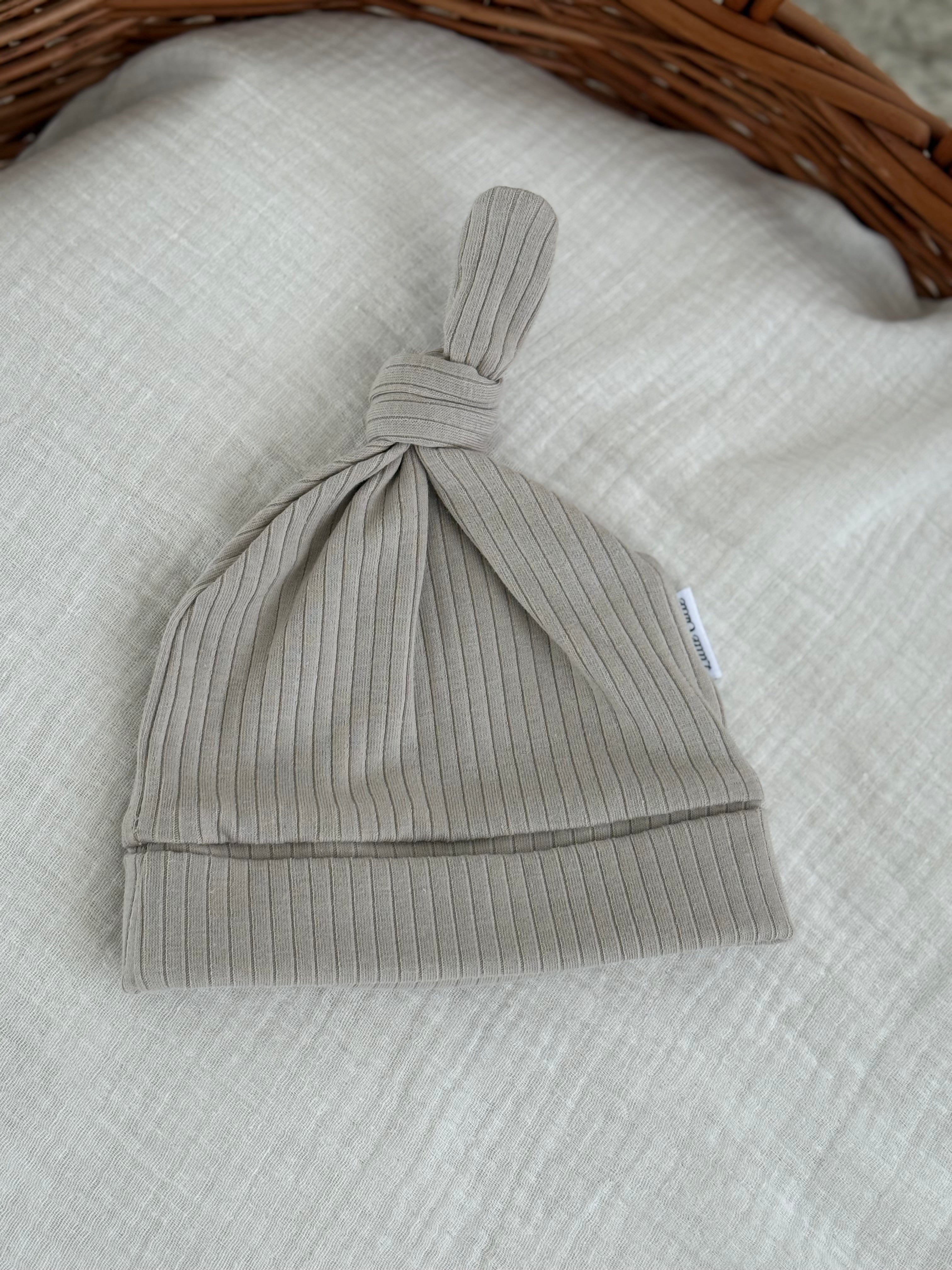 Mutsje unisex jersey rib - beige - For Your Little Cutie