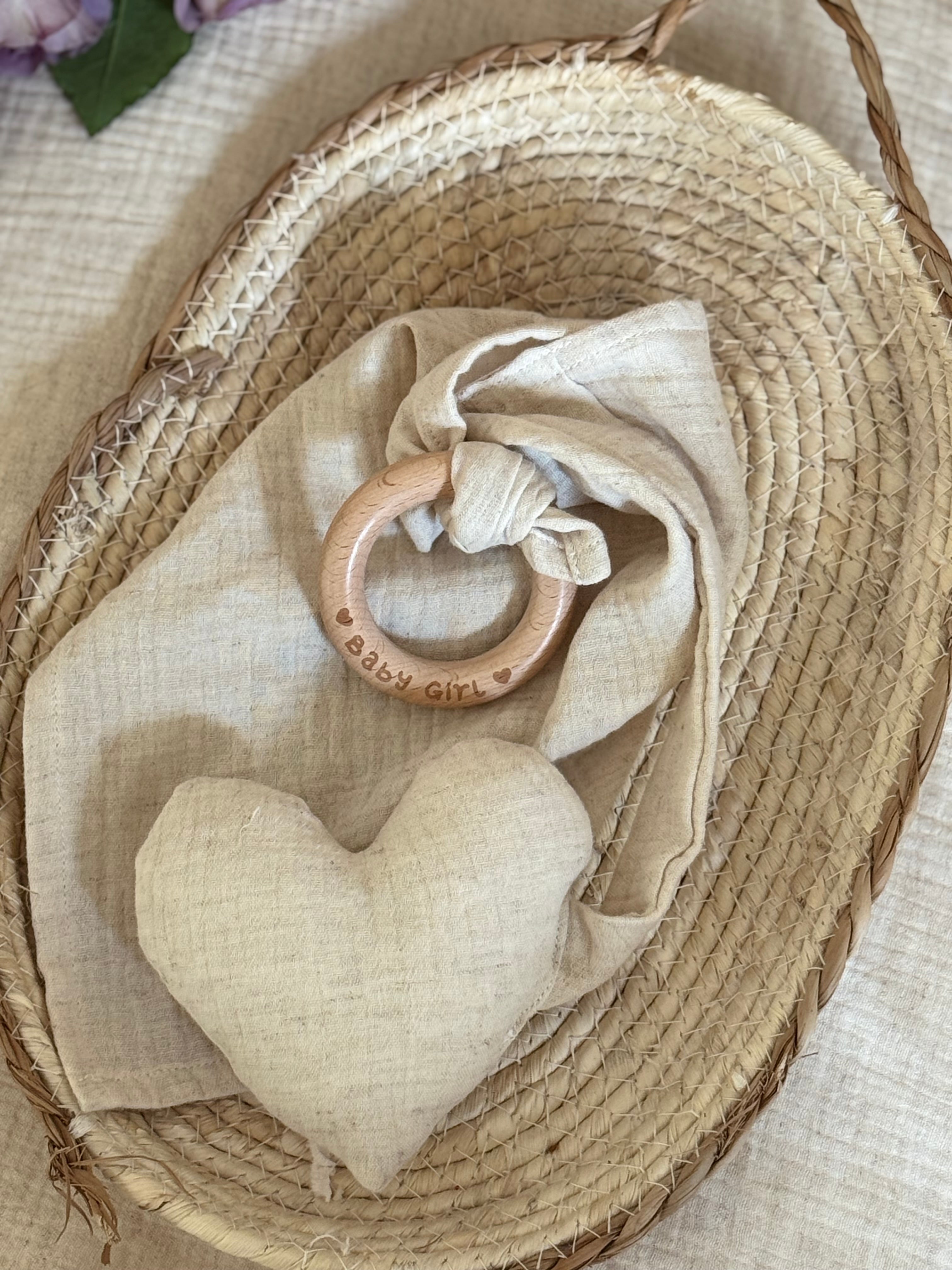 Bijtring swaddle - Beige baby girl