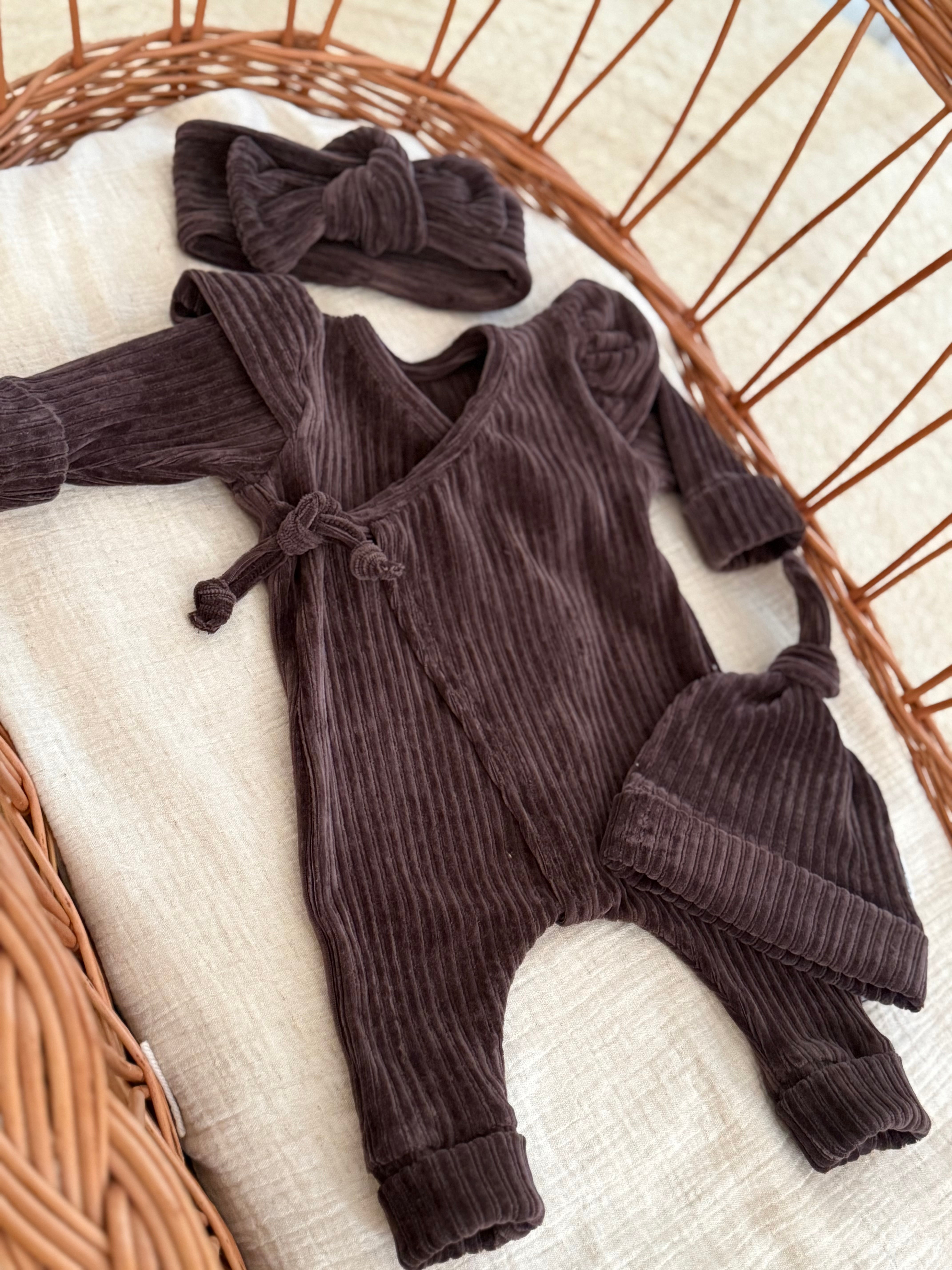 Boxpakje - fluweel rib donker bruin - For Your Little Cutie