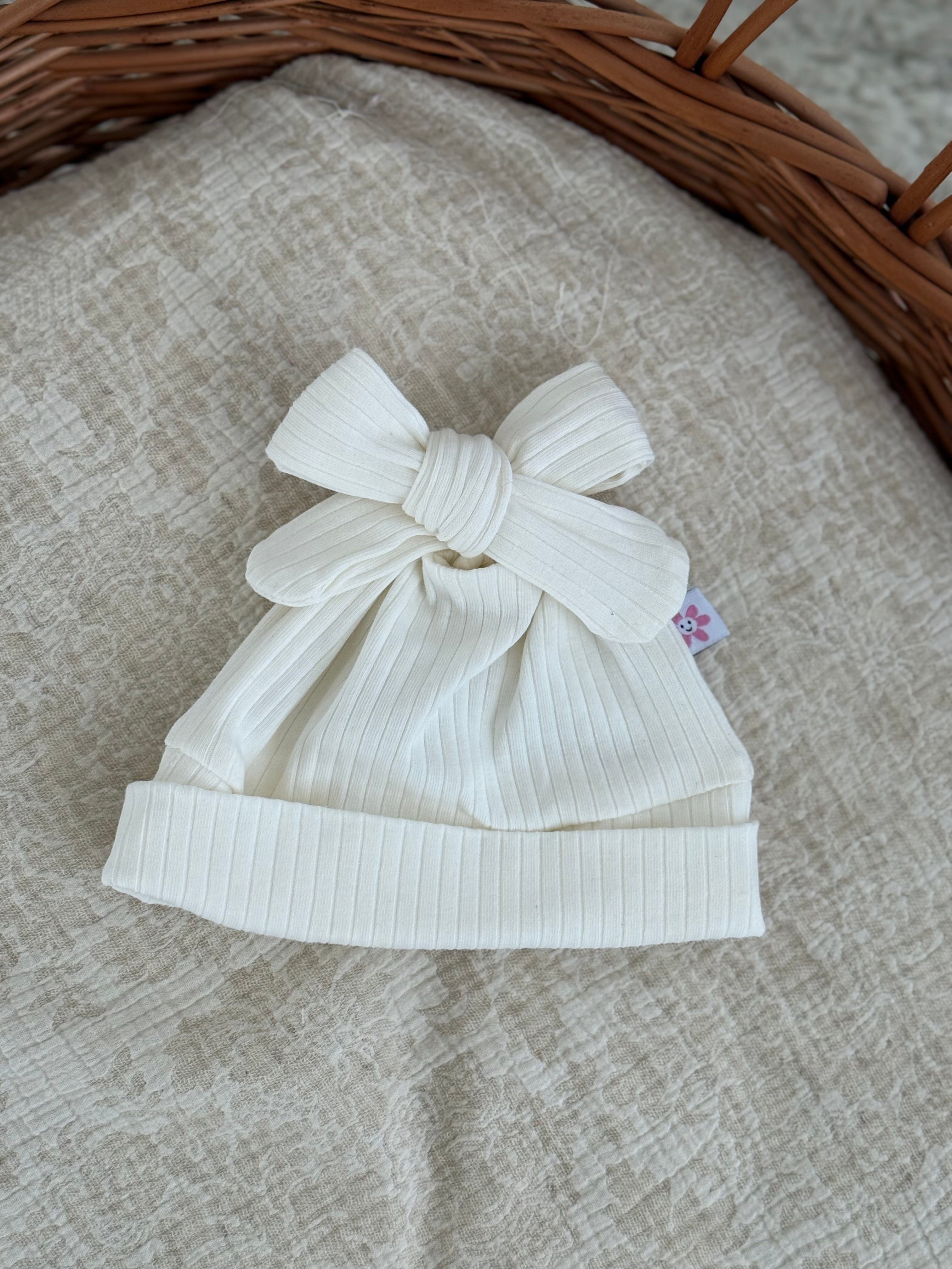 Mutsje strik jersey rib - off white - For Your Little Cutie