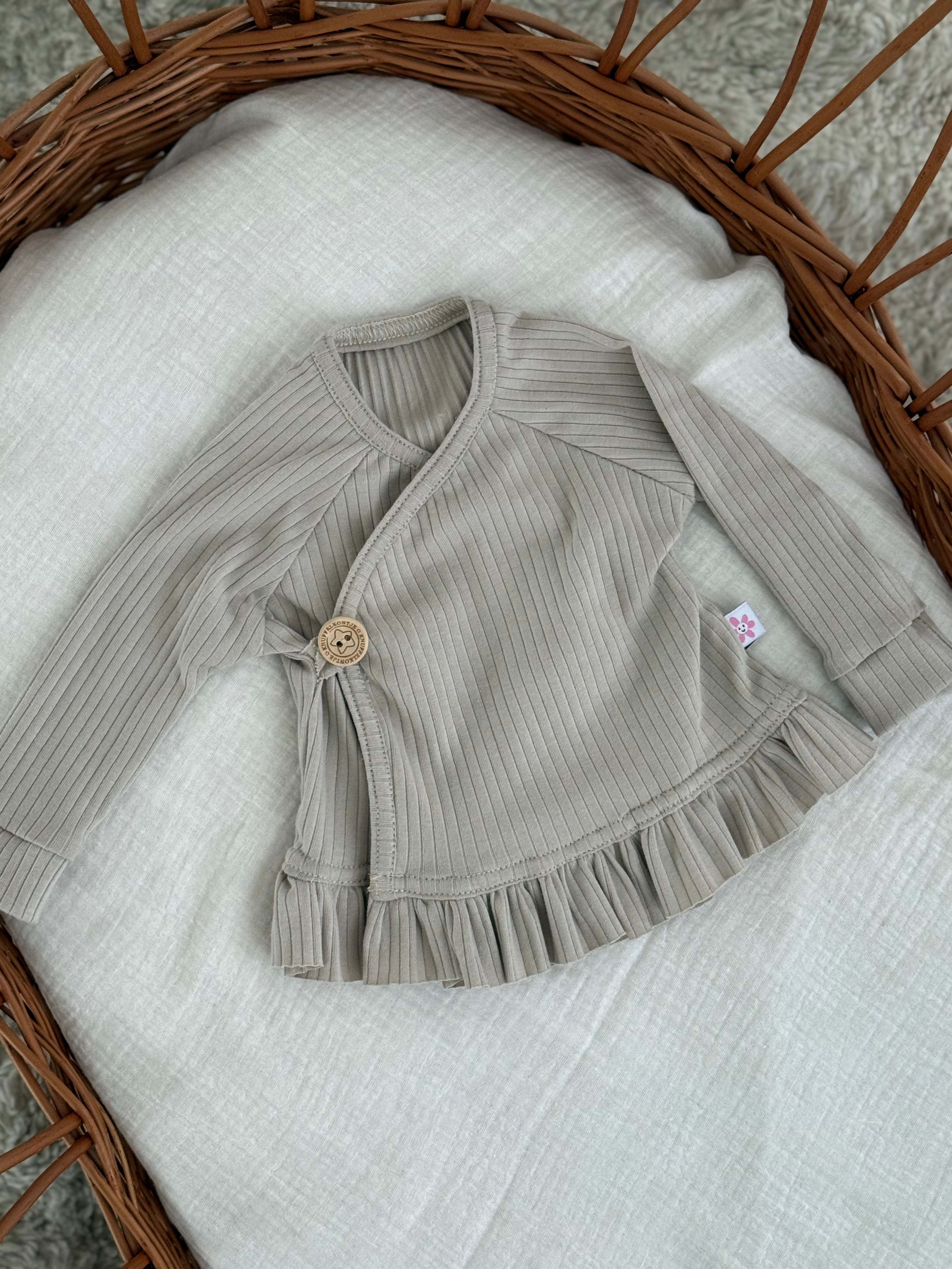 Overslagshirt ruffle jersey rib - beige - For Your Little Cutie