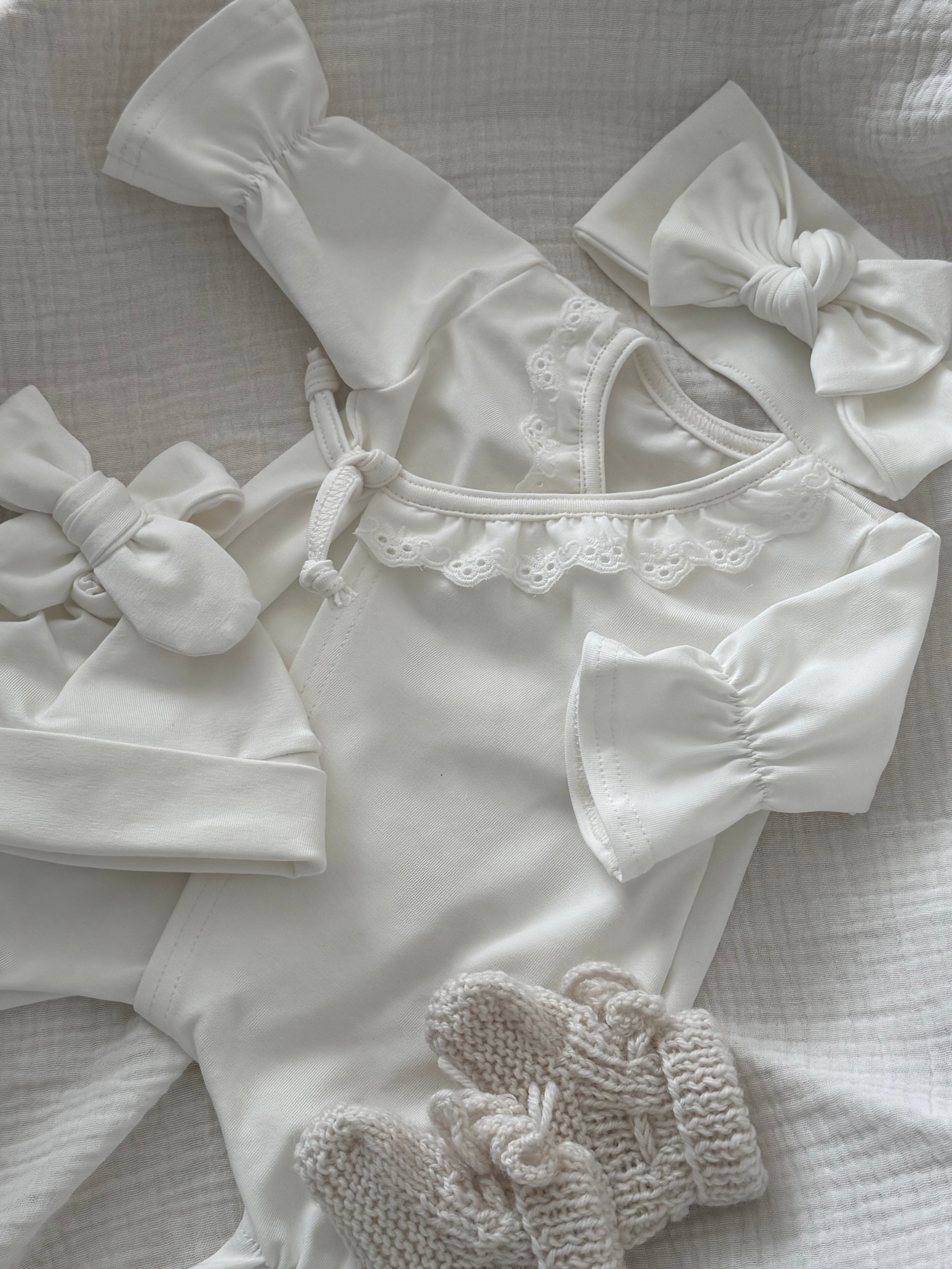 Newborn Set 5 Delig - Broderie Off White