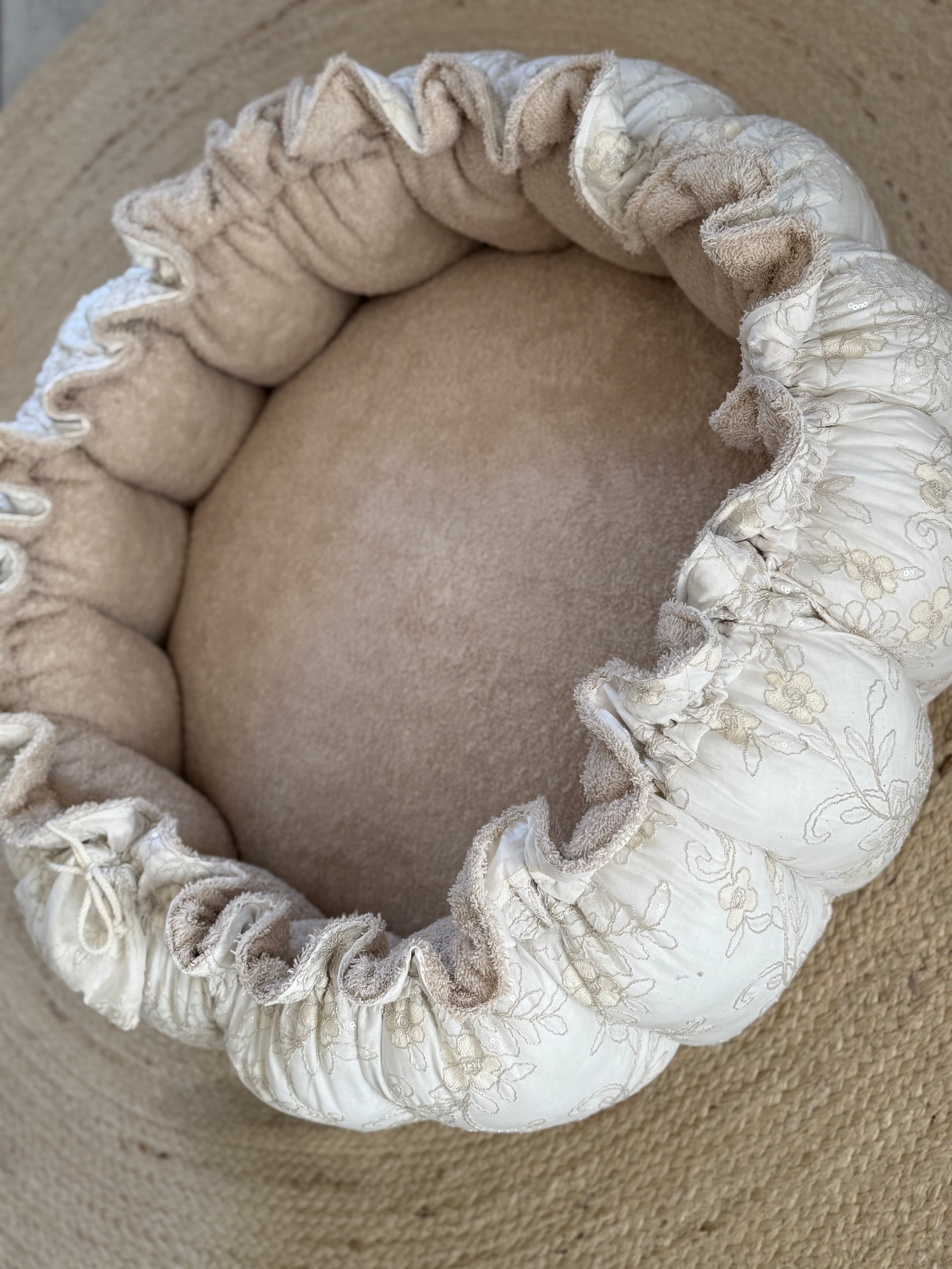 Babynest Dahlia — Bloem Floral - For Your Little Cutie