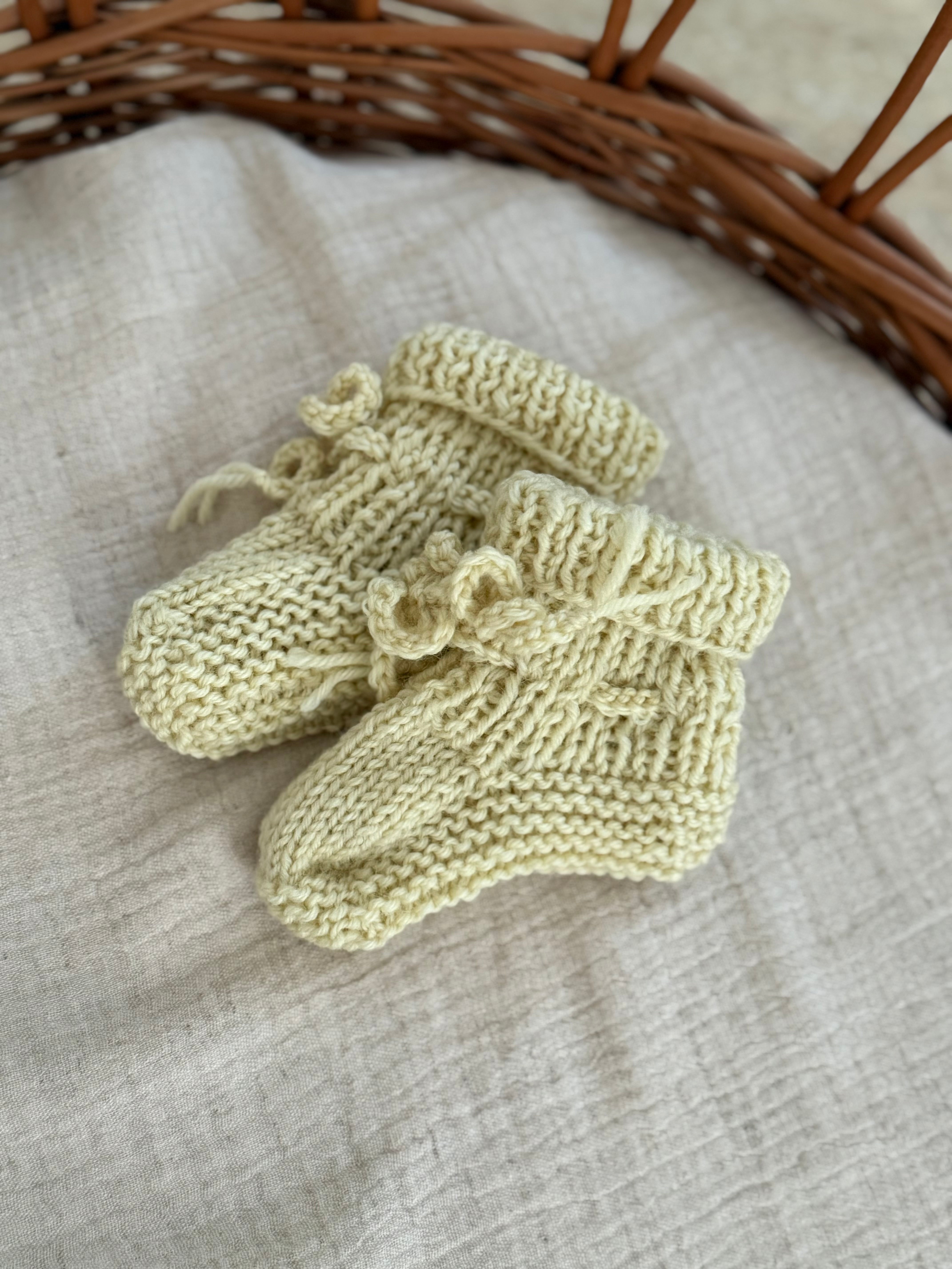 Slofjes merino wol - yellow - For Your Little Cutie