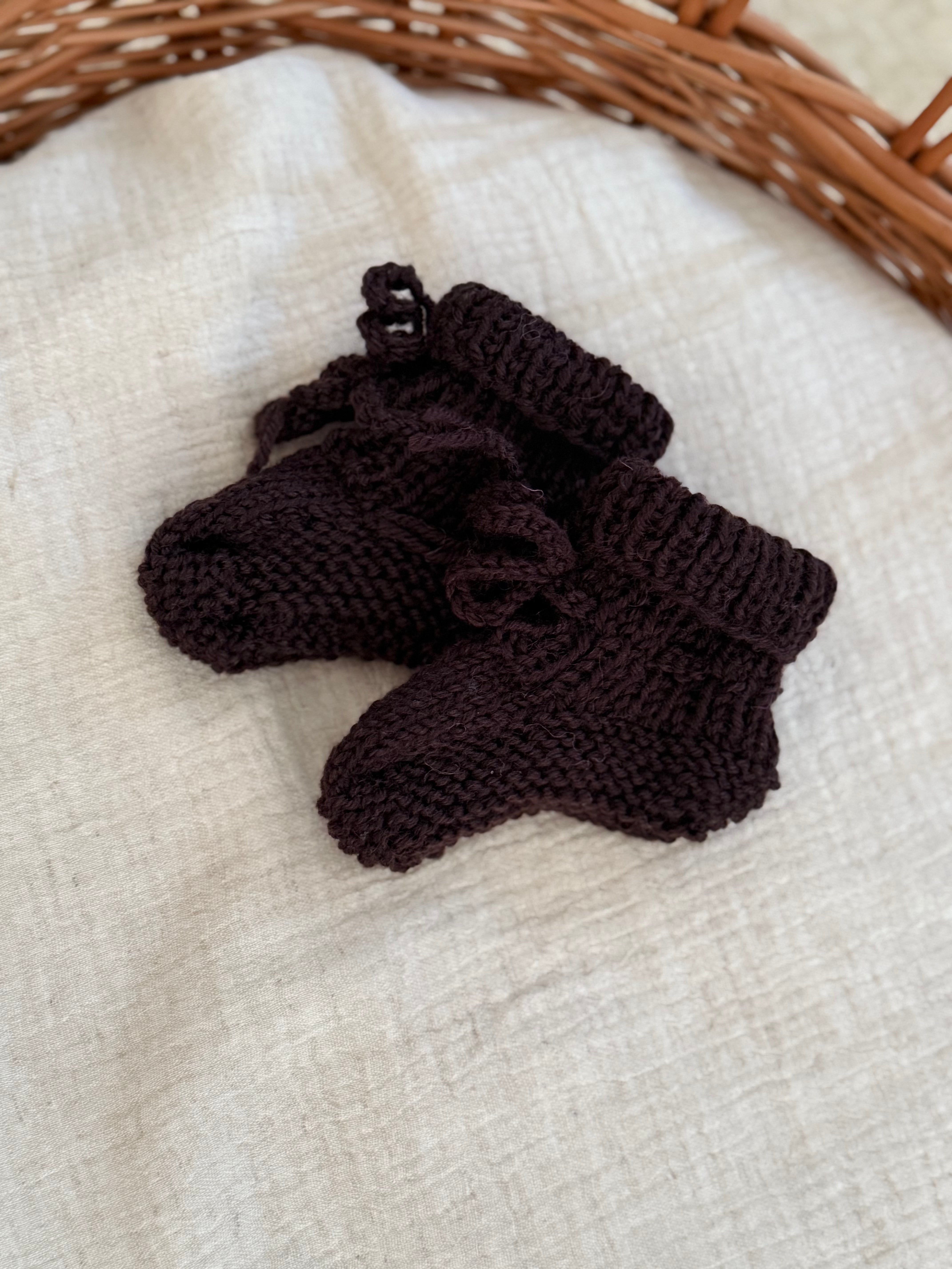 Slofjes merino wol - donker bruin - For Your Little Cutie
