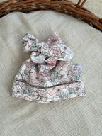 Mutsje strik - pink flower - For Your Little Cutie