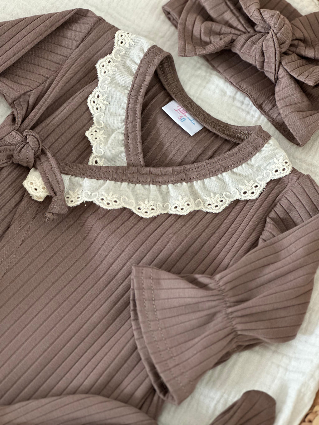 Boxpakje Broderie - Rib Cedar