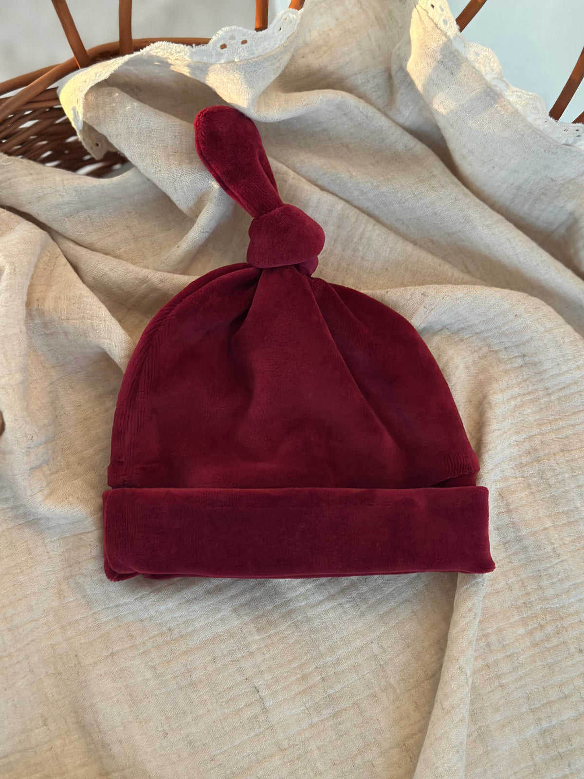 Mutsje - Burgundy Velours