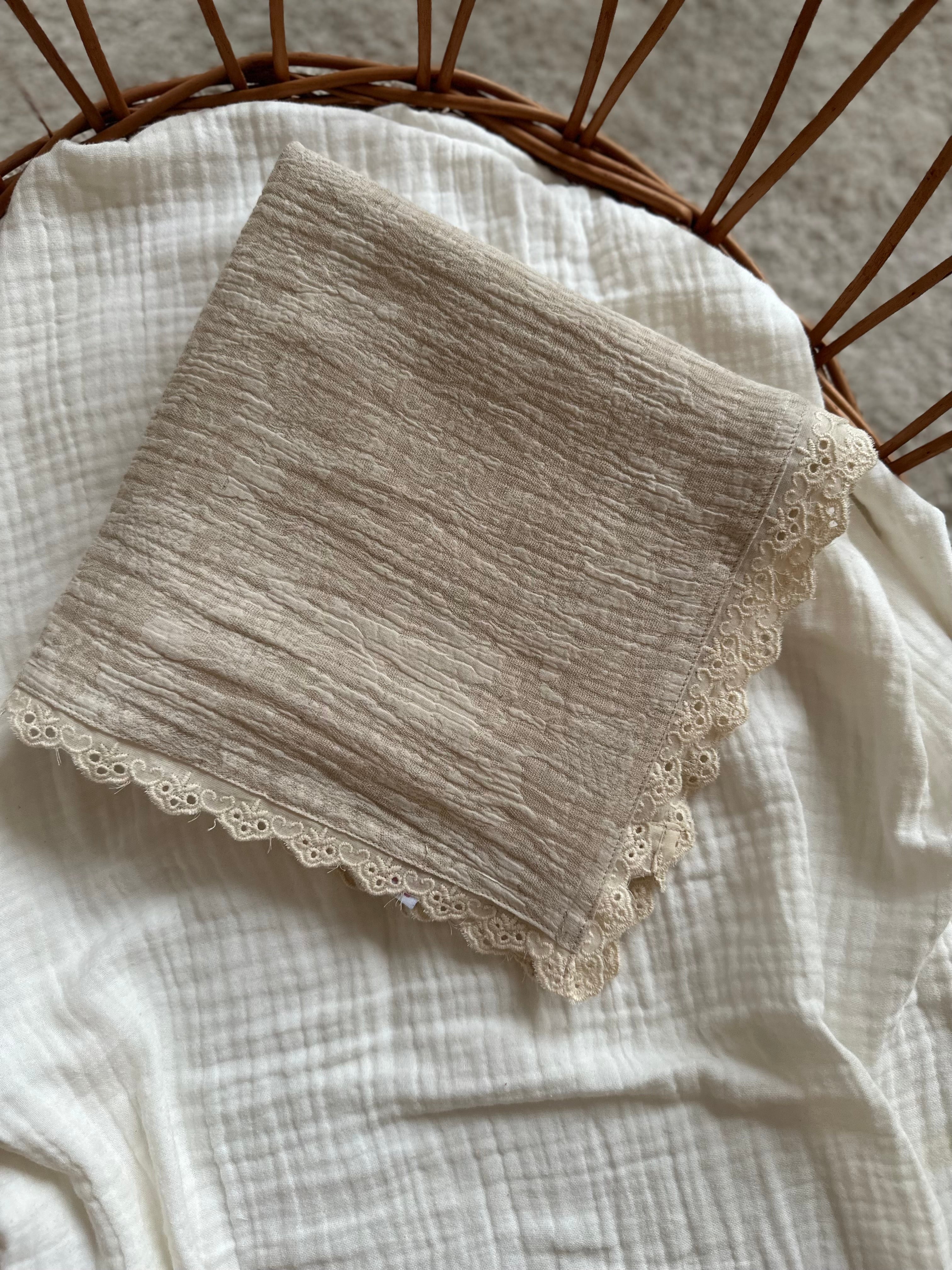 Mousseline doek - sand flower 80X80 - For Your Little Cutie